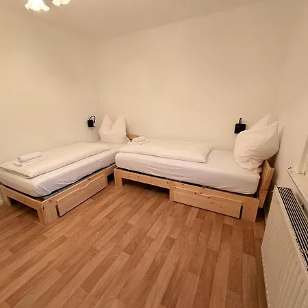 Loewenherz Naehe Karls Erlebnis-dorf *